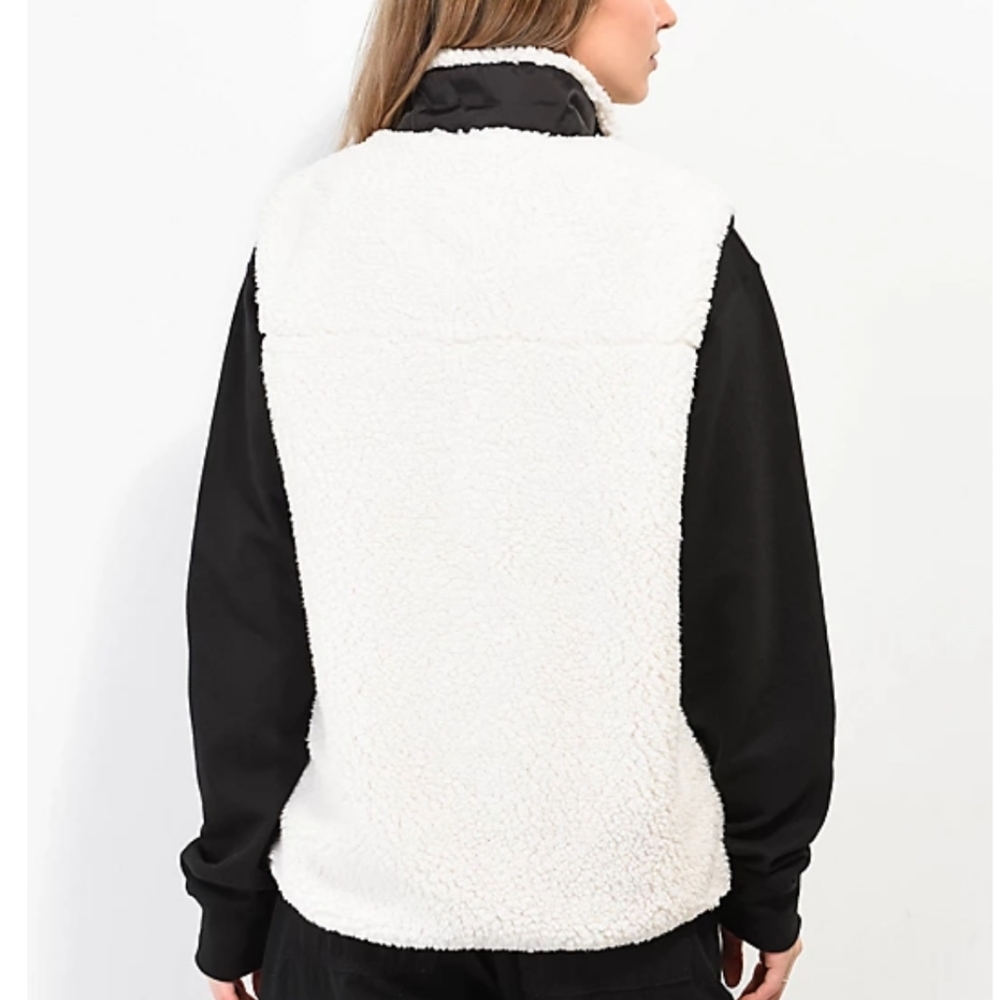 Dravus Sherpa Vest - Picture 5 of 8